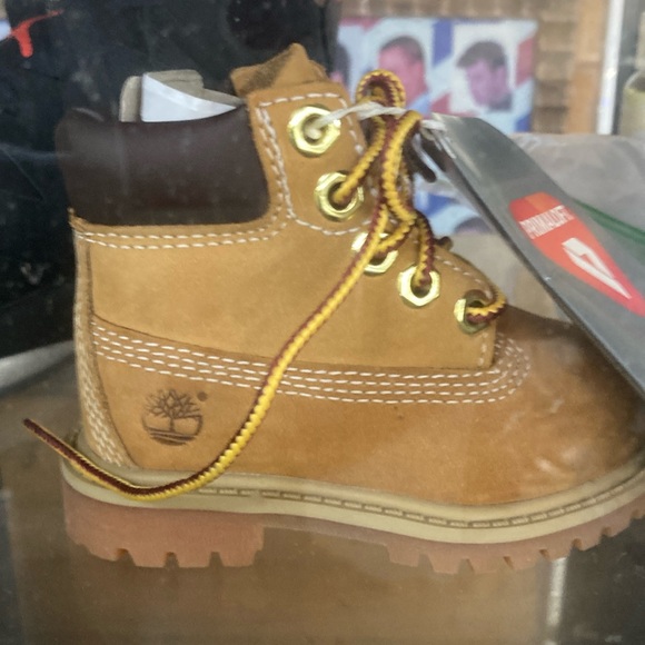 Brand new Baby Timberland size 4 never worn - Picture 1 of 1